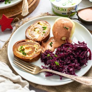 Seitanbraten mit veganer Käsefüllung