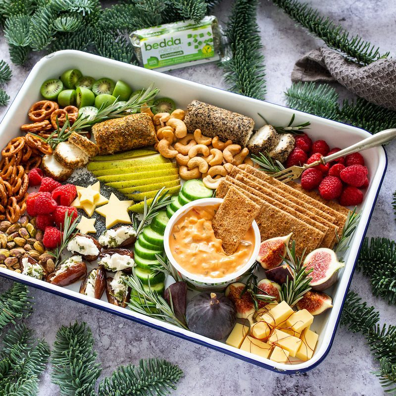 Vegane weihnachtliche Snackplatte